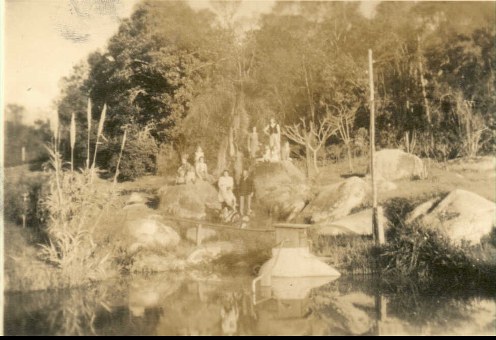 acude.JPG (69912 bytes)